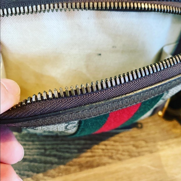 gucci backpack - Picture 9 of 11